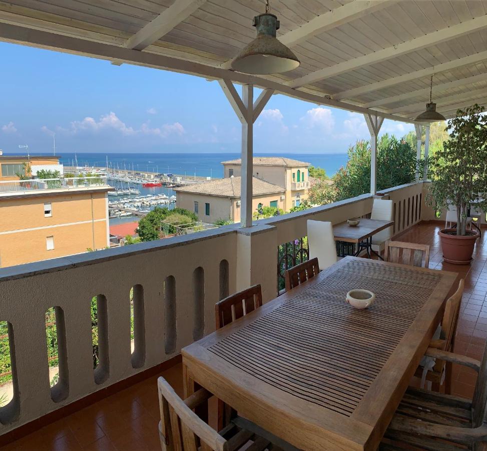 B&B Villa Delle Rondini Vibo Valentia Marina Exterior photo