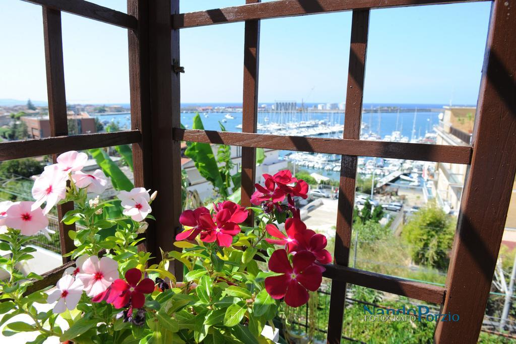 B&B Villa Delle Rondini Vibo Valentia Marina Exterior photo