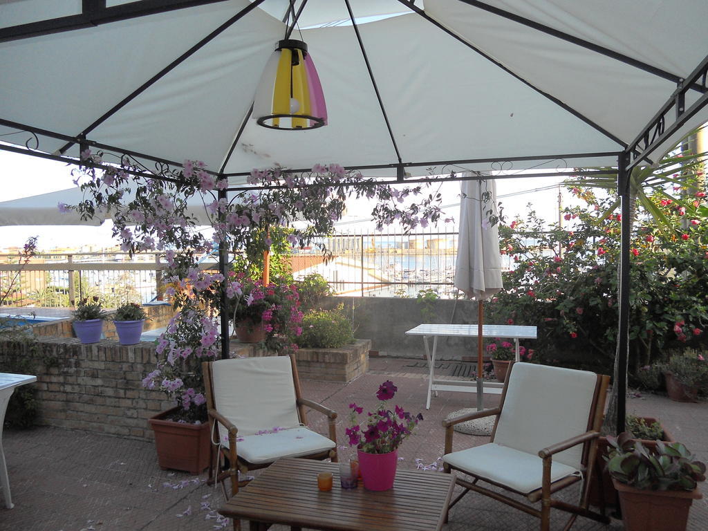 B&B Villa Delle Rondini Vibo Valentia Marina Exterior photo